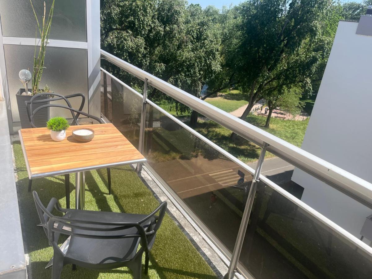 Strasbourg, Appartement Cosy Au Bord De L Eau Dış mekan fotoğraf